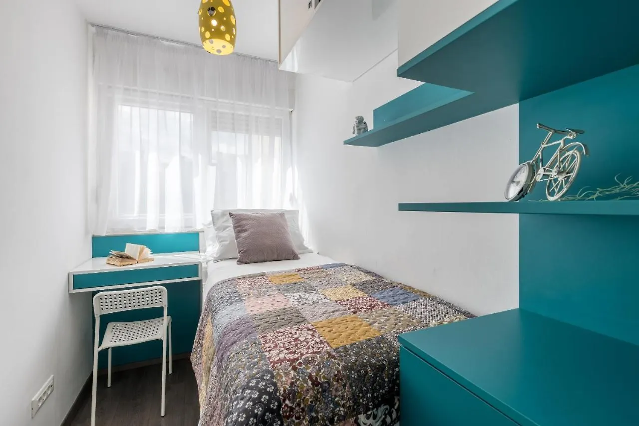 First Choice Apartment Split 0*,